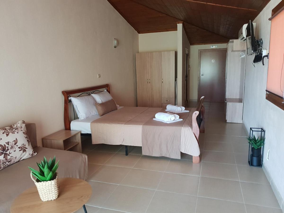 Helios Hotel Σταυρός Εξωτερικό φωτογραφία